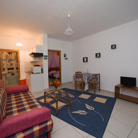 S&C Kosmos Beach Resort Roda  Bagian luar foto