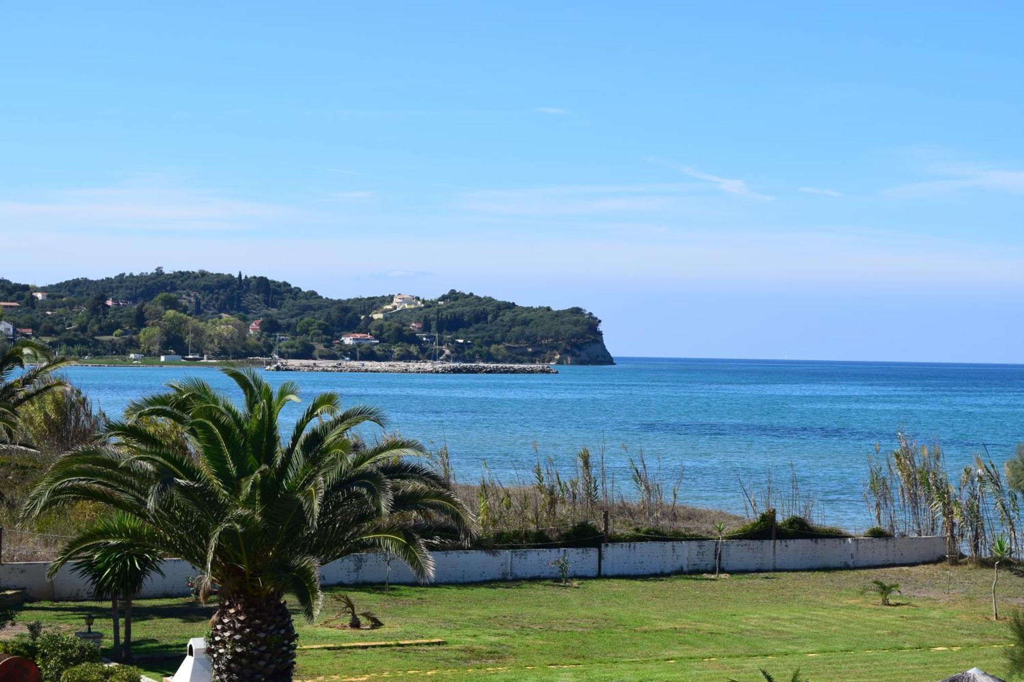 S&C Kosmos Beach Resort Roda  Bagian luar foto