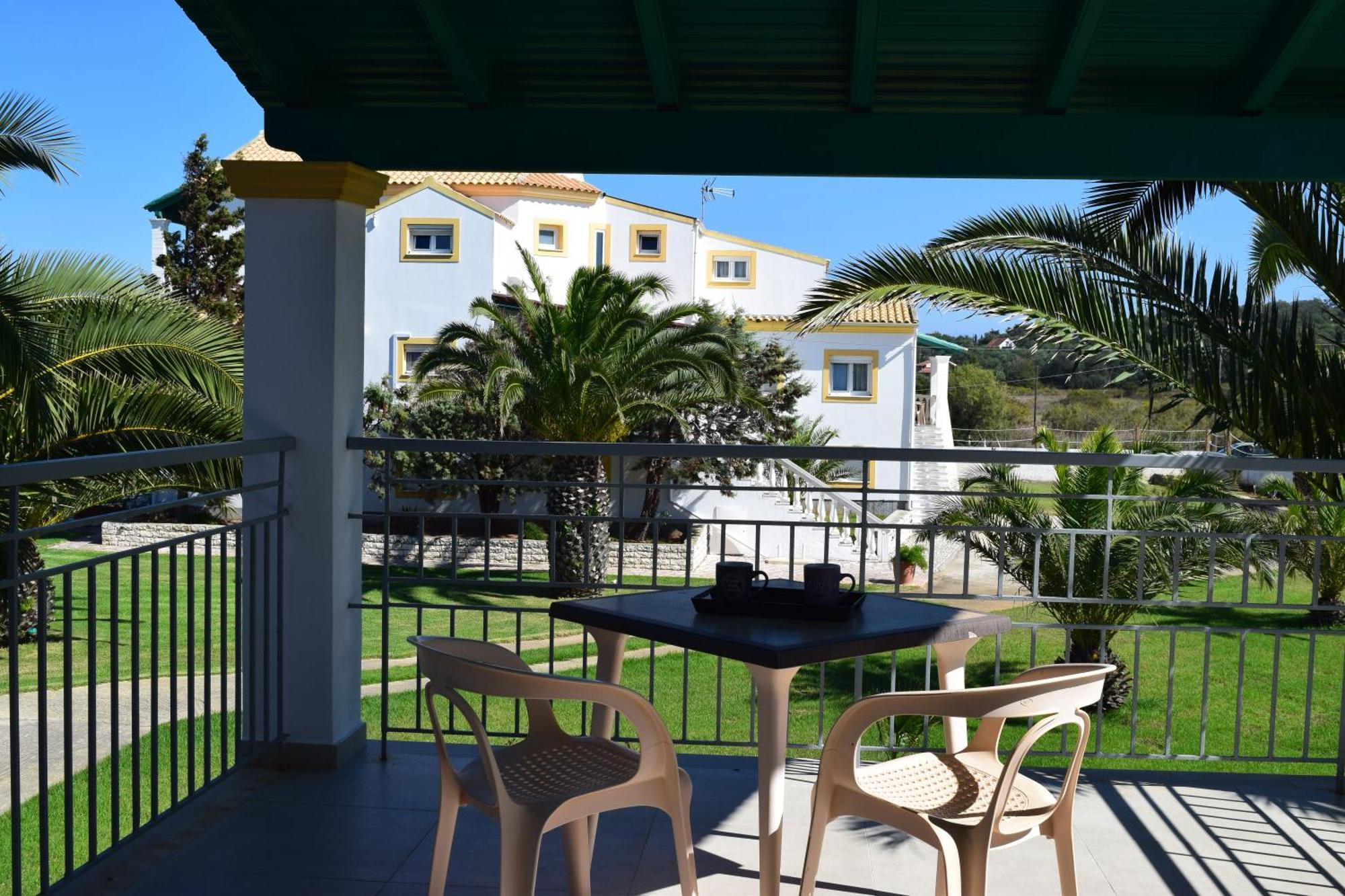 S&C Kosmos Beach Resort Roda  Bagian luar foto